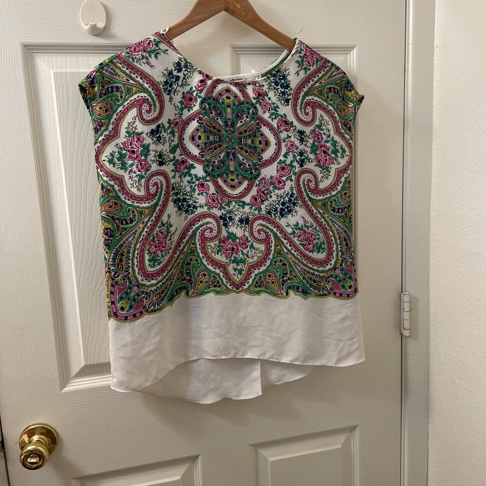 Dalia Collection Green and White Asymmetrical Sleeveless Blouse